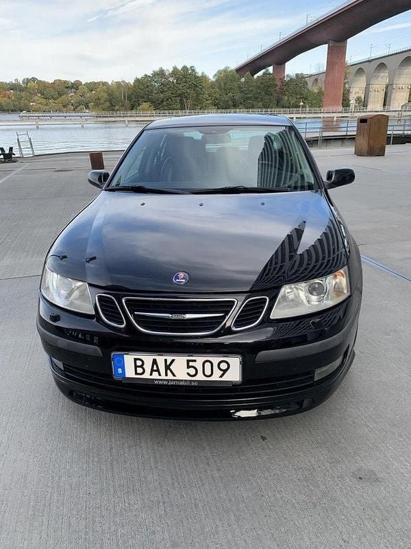 Svart Begagnad 2007 Saab 9-3 Aero Sedan | 95 000 kr - Bild 1/4