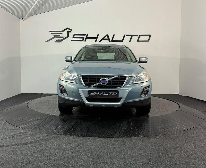 Begagnad Volvo XC60 Summum 175 HK (128 kW) 2010 Blå SUV