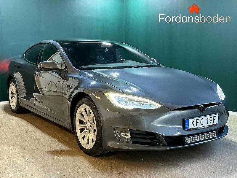 Grå Begagnad 2019 Tesla Model S Long Range AWD Halvkombi | 374 900 kr (Marknadspris) - Bild 1/3