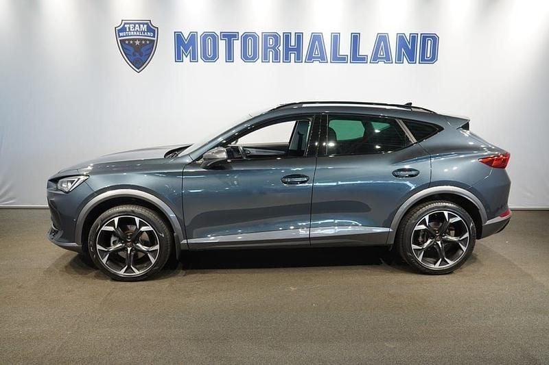 Grå Begagnad 2022 Cupra Formentor SUV | 264 900 kr (Marknadspris) - Bild 1/4
