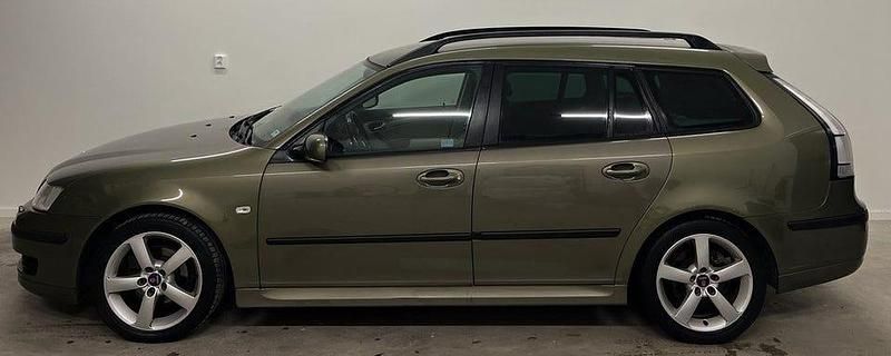 Begagnad Saab 9-3 Vector 175 HK (128 kW) 2006 Grön Kombi