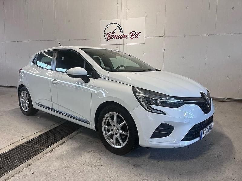 Vit Begagnad 2020 Renault Clio V SE Halvkombi | 109 900 kr (Marknadspris) - Bild 1/4