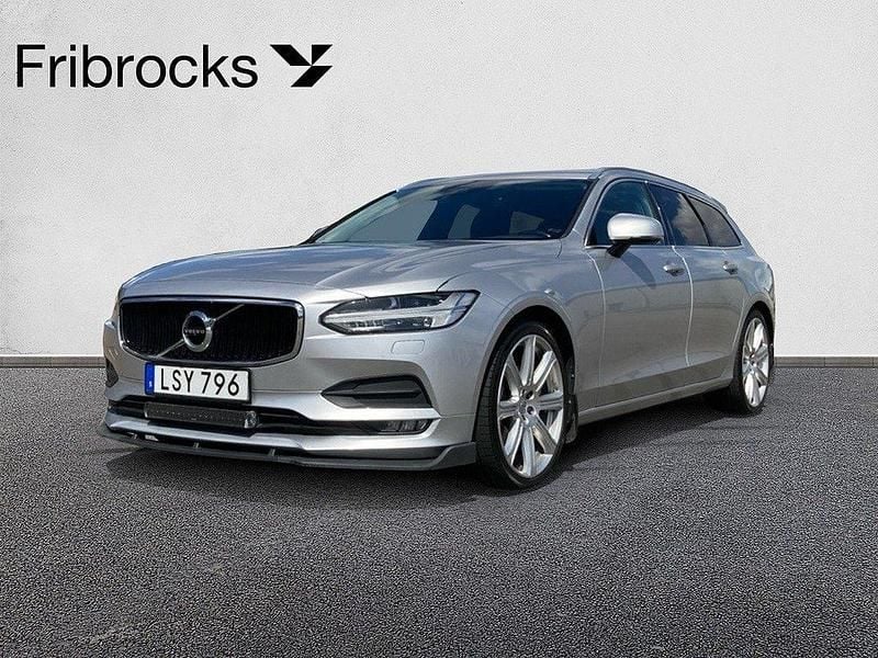 Silver Begagnad 2016 Volvo V90 Kombi | 178 900 kr (Marknadspris) - Bild 1/4