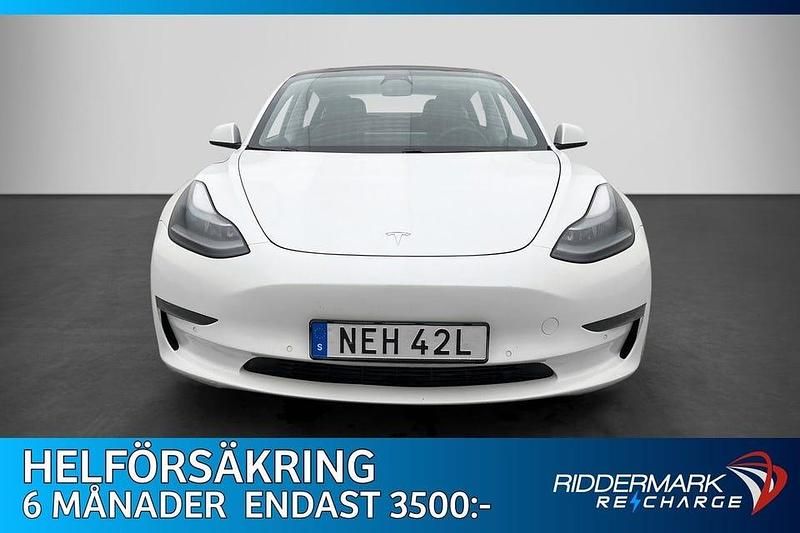 Begagnad Tesla Model 3 Long Range AWD 366 kW (498 HK) 2021 Vit Sedan