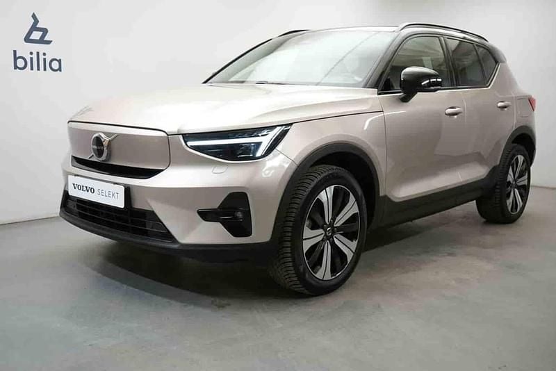 Begagnad Volvo XC40 Single Motor 175 kW (238 HK) 2023 Grå SUV