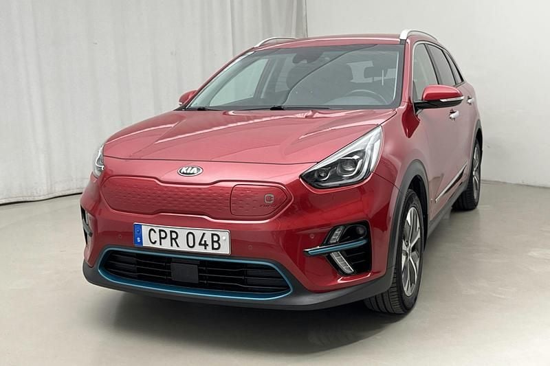 Röd Begagnad 2020 Kia e-Niro Advance SUV | 212 000 kr (Bra pris) - Bild 1/4