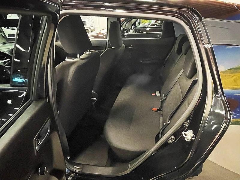 Begagnad Suzuki Swift 2024 Svart