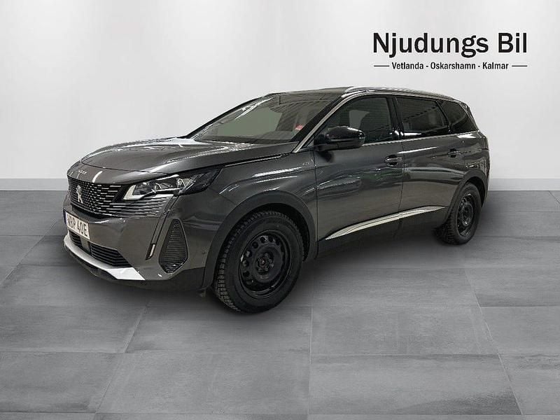 Grå Begagnad 2024 Peugeot 5008 GTi SUV | 319 900 kr (Marknadspris) - Bild 1/4