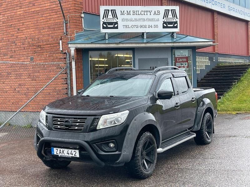 Svart Begagnad 2018 Nissan Navara 360º Pickup | 267 900 kr (Lite dyr) - Bild 1/4