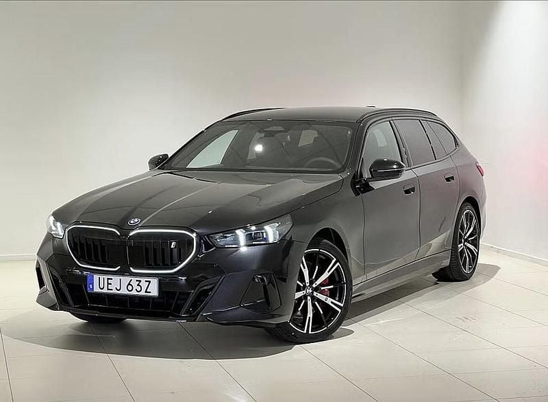 Begagnad BMW i5 Comfort Edition 289 kW (394 HK) 2026 Svart Kombi