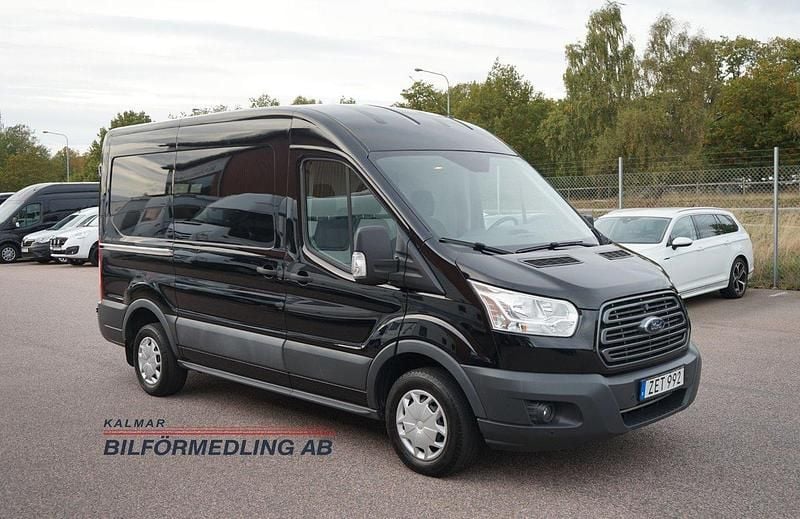 Svart Begagnad 2018 Ford Transit Van | 189 900 kr (Marknadspris) - Bild 1/4