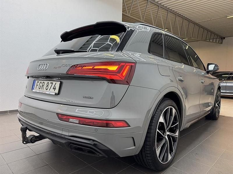 Begagnad Audi Q5 S-Line 204 HK (150 kW) 2020 Grå SUV
