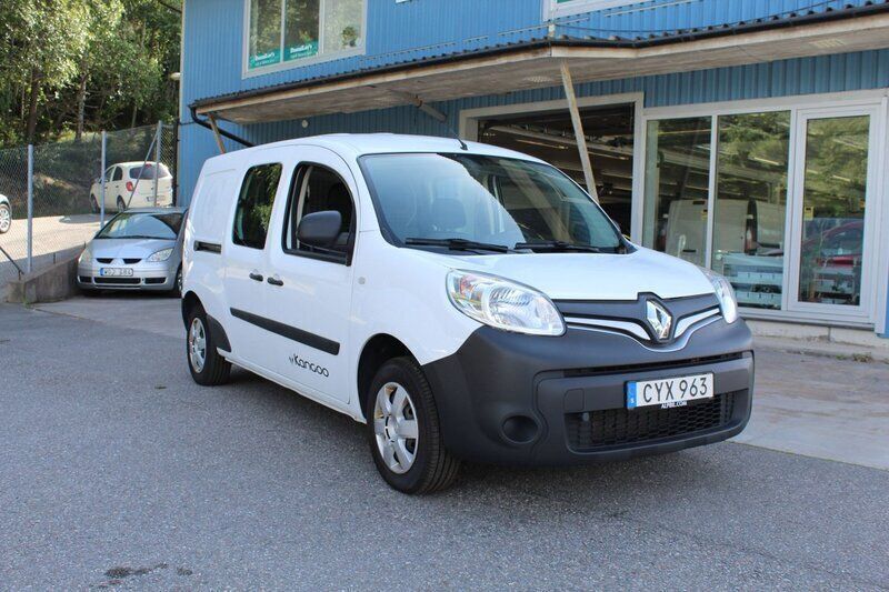 Vit Begagnad 2018 Renault Kangoo Minibuss | 128 000 kr (Dyr) - Bild 1/4