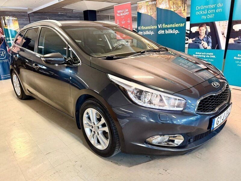 Grå Begagnad 2015 Kia Ceed Sportswagon Kombi | 79 900 kr (Lite dyr) - Bild 1/4