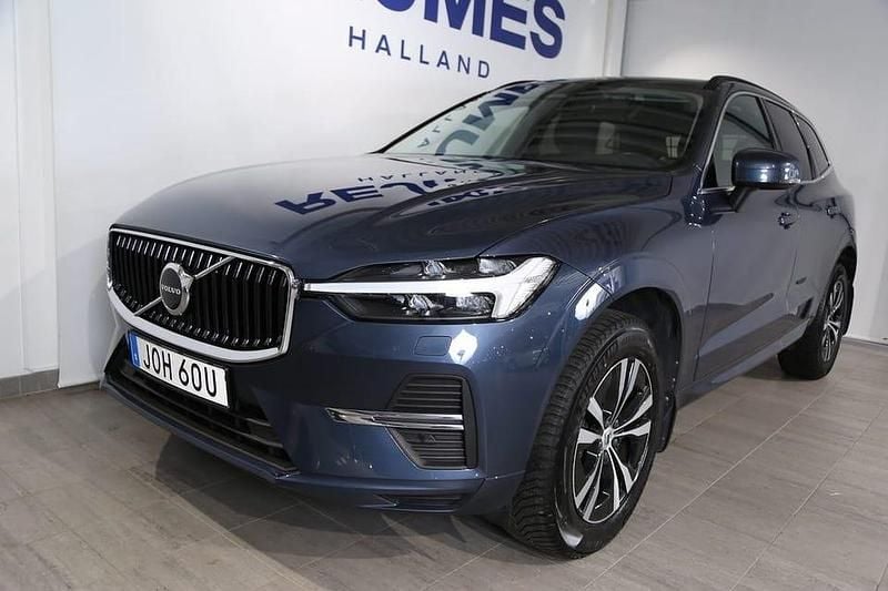 Blå Begagnad 2022 Volvo XC60 Momentum SUV | 359 500 kr (Bra pris) - Bild 1/4