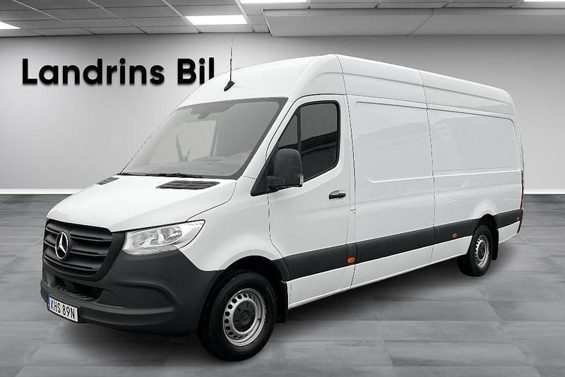 Vit (arktisk vit) Begagnad 2023 Mercedes Sprinter Van | 449 875 kr (Dyr) - Bild 1/4