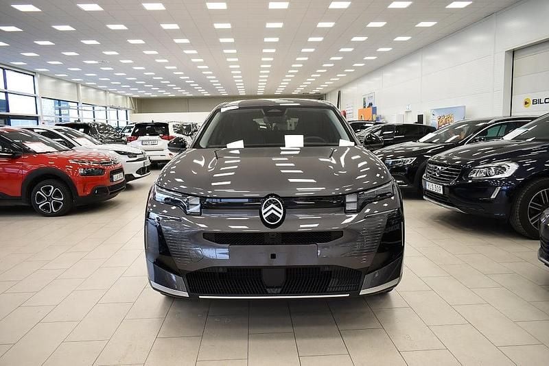 Gråmetallic Ny 2025 Citroën C5 Aircross SUV | 379 900 kr (Dyr) - Bild 1/4