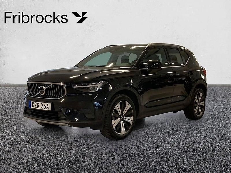 Svart Begagnad 2022 Volvo XC40 SUV | 349 900 kr (Marknadspris) - Bild 1/4