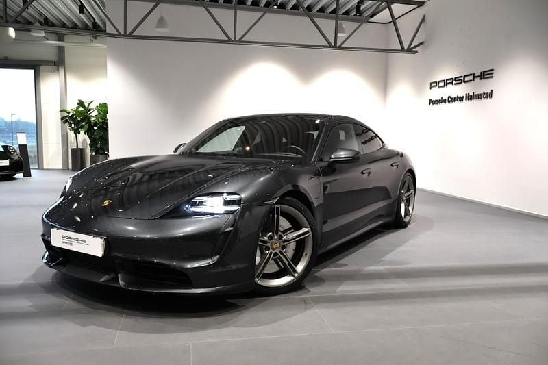 Grå Begagnad 2020 Porsche Taycan Turbo Sedan | 699 000 kr - Bild 1/4