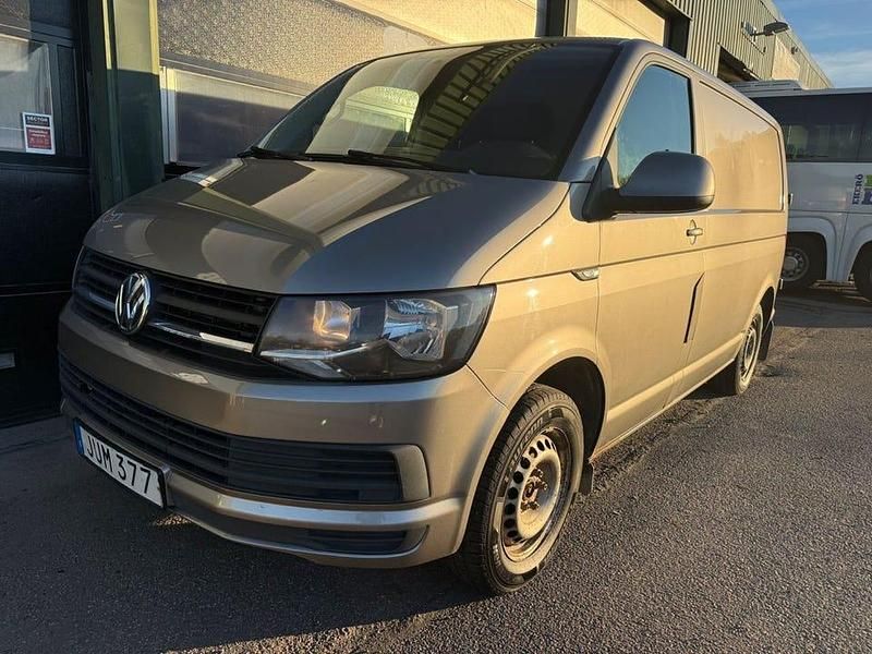 Begagnad VW T6 102 HK (75 kW) 2016 Ljusbrun (brun) Van
