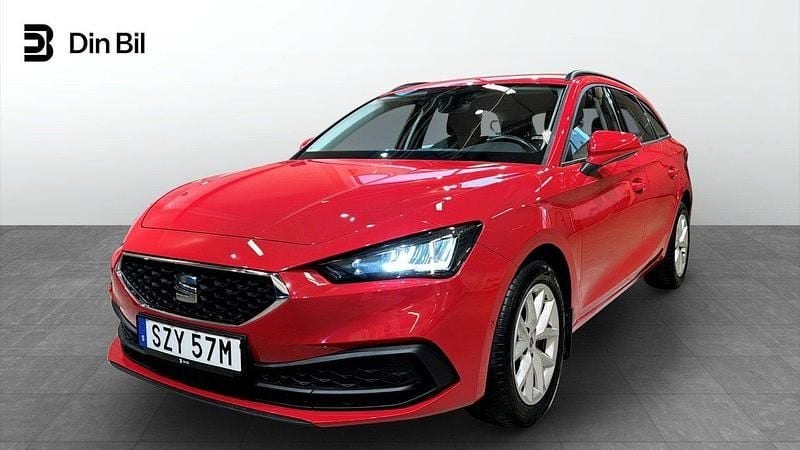 Röd Begagnad 2022 Seat Leon Style Kombi | 174 900 kr (Bra pris) - Bild 1/4