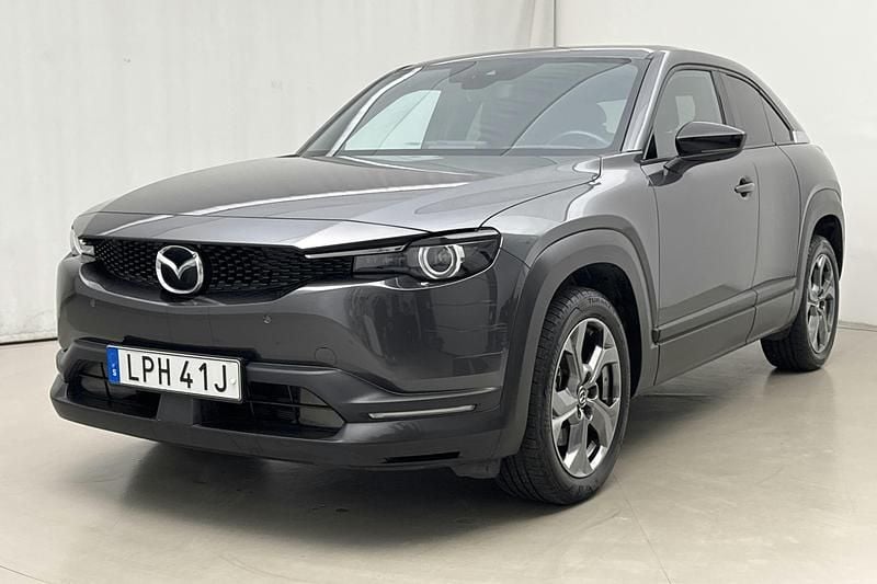 Grå Begagnad 2021 Mazda MX30 SUV | 149 000 kr - Bild 1/4