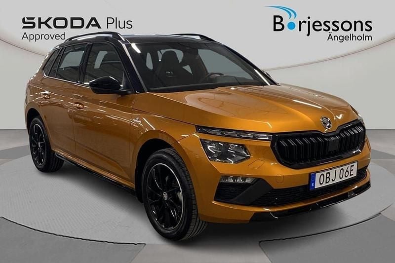 Orange Begagnad 2024 Skoda Kamiq Monte Carlo SUV | 309 000 kr (Lite dyr) - Bild 1/4