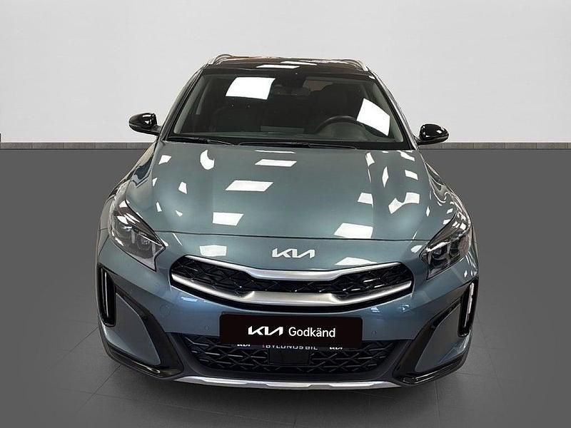 Begagnad Kia XCeed Advance 141 HK (103 kW) 2024 Grå SUV