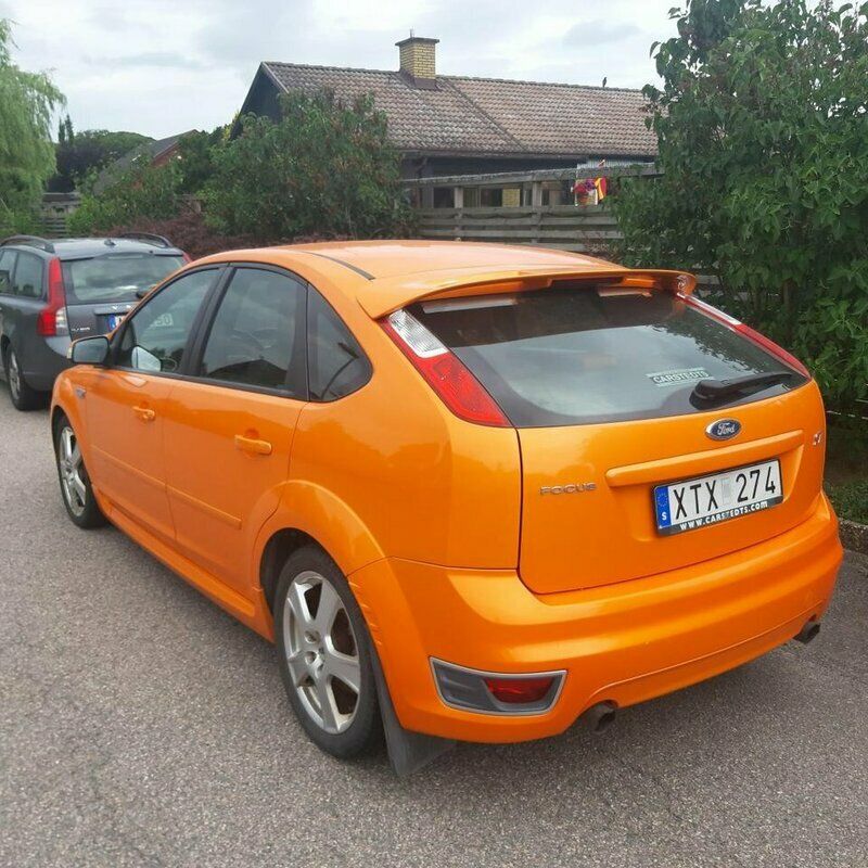 S ld Ford Focus ST 5 d rrars Begagnad 2006 21 000 Mil I Lund begagnad-2003-volvo-v70-2-4-benzin-200-hk-9-000-kr-uppsala-autouncle