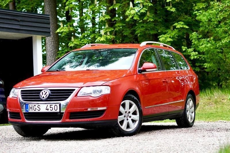 Röd Begagnad 2008 VW Passat Sportline Kombi | 34 900 kr (Marknadspris) - Bild 1/4