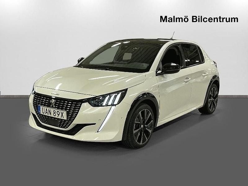 Vit Begagnad 2022 Peugeot 208 GT Halvkombi | 219 900 kr (Dyr) - Bild 1/4