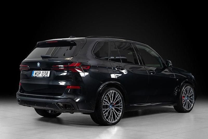 Begagnad BMW X5 M Sport 490 HK (360 kW) 2025 Svart SUV