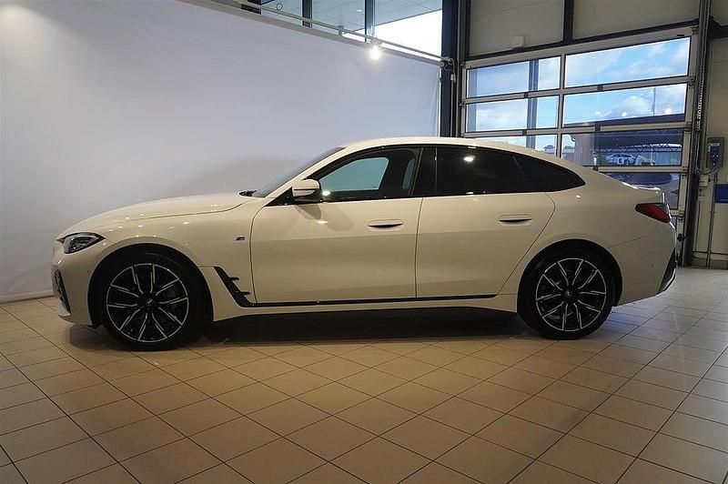 Begagnad BMW i4 M Sport 250 kW (340 HK) 2023 Vit Sedan