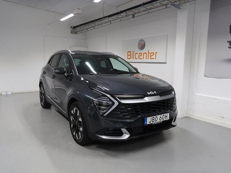 Grå Begagnad 2022 Kia Sportage 3 SUV | 329 900 kr (Bra pris) - Bild 1/3