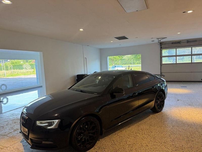 Svart Begagnad 2013 Audi A5 Sportback Halvkombi | 108 900 kr (Bra pris) - Bild 1/4