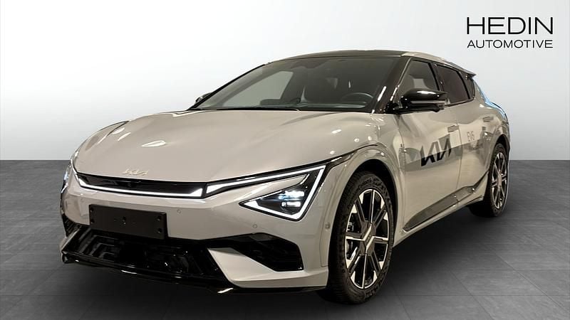 Grå (grey) Begagnad 2025 Kia EV6 GT-Line SUV | 734 400 kr - Bild 1/4