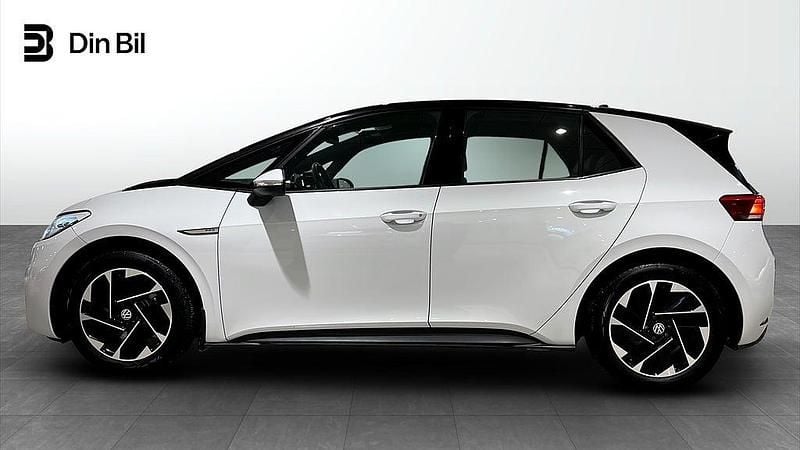 Begagnad VW ID.3 Pro Performance 150 kW (204 HK) 2021 Vit Halvkombi