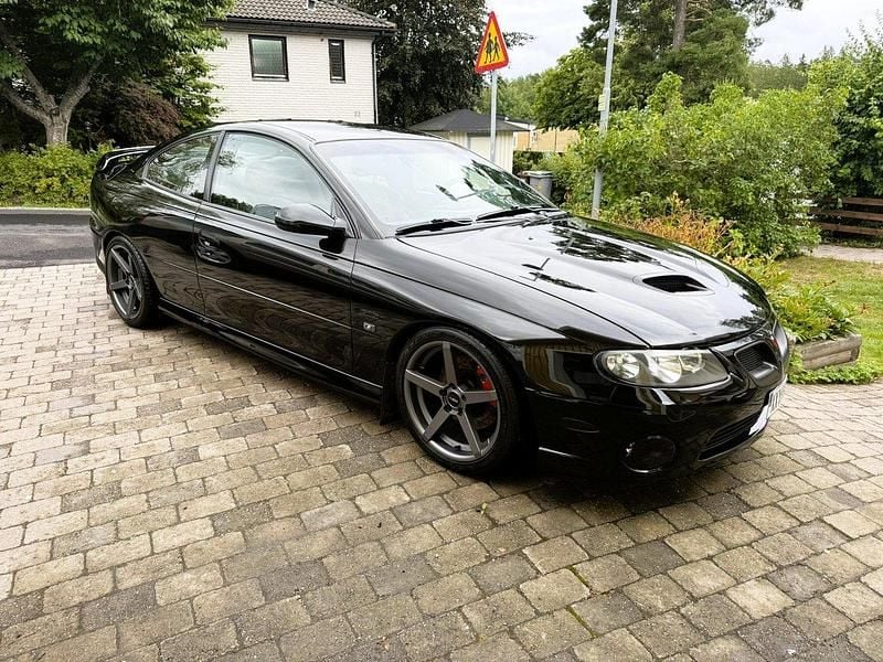 Svart Begagnad 2006 Pontiac GTO Sportkupé | 175 000 kr - Bild 1/4