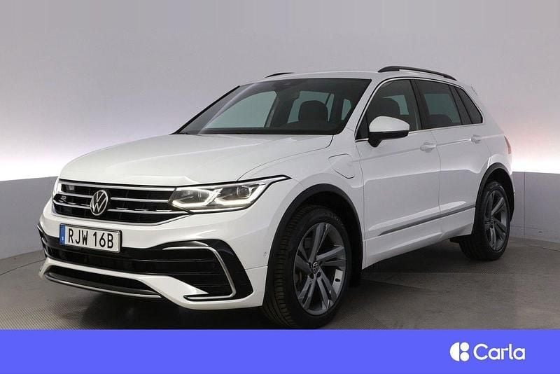 Vit Begagnad 2022 VW Tiguan R-line SUV | 347 900 kr (Marknadspris) - Bild 1/4