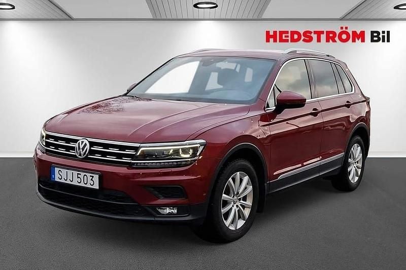 Röd Begagnad 2018 VW Tiguan SUV | 229 000 kr (Marknadspris) - Bild 1/4
