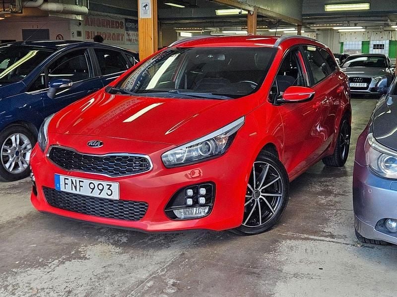 Röd Begagnad 2015 Kia Ceed Sportswagon GT-Line Kombi | 129 999 kr (Marknadspris) - Bild 1/4