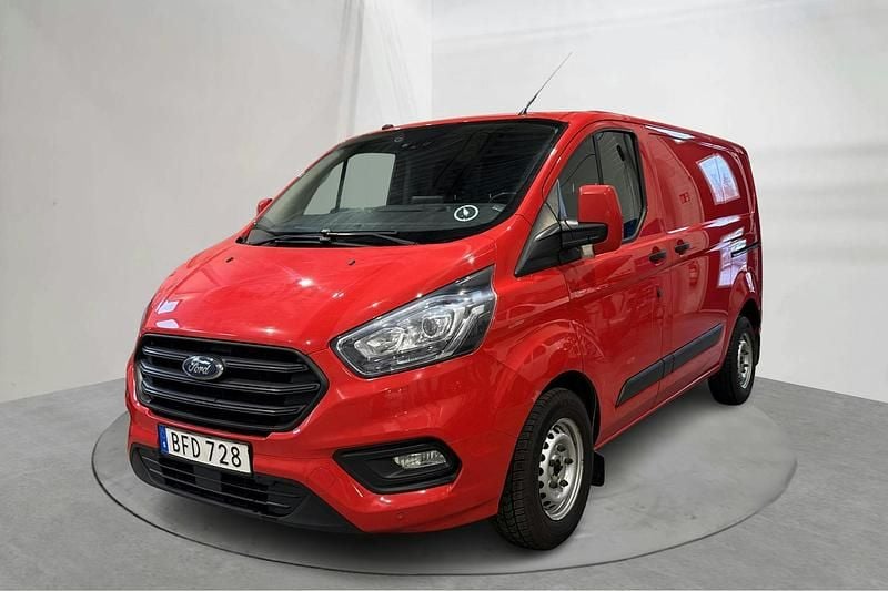 Röd Begagnad 2018 Ford Transit Custom | 138 800 kr (Marknadspris) - Bild 1/4