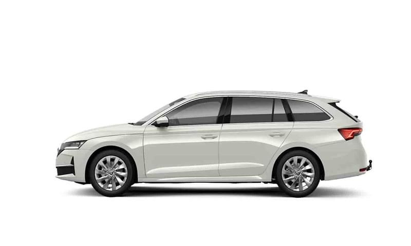 Vit Ny 2025 Skoda Octavia Kombi | 374 600 kr (Marknadspris) - Bild 1/1