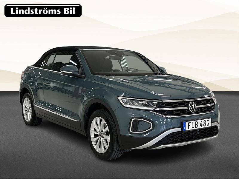 Begagnad VW T-Roc 151 HK (111 kW) 2022 Mörkblå SUV