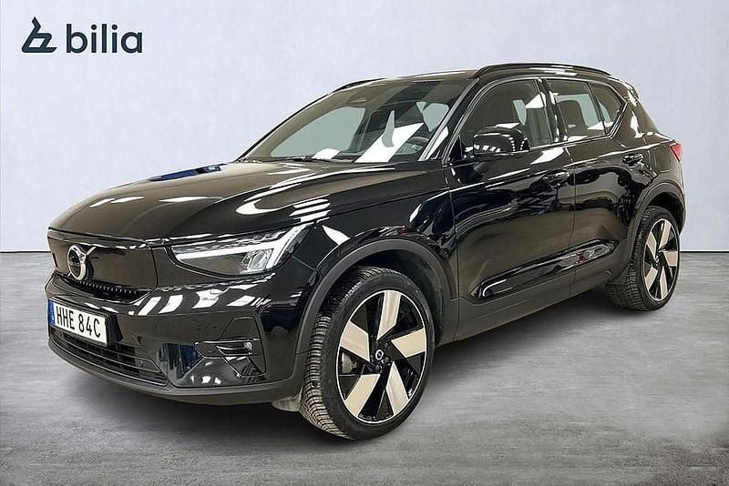 Begagnad Volvo XC40 Plus 185 kW (252 HK) 2022 Svart SUV