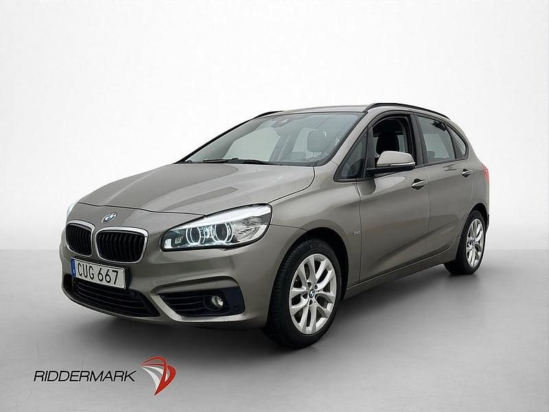 Begagnad BMW 220 Active Tourer Sport Line 190 HK (139 kW) 2015 Silver Minibuss