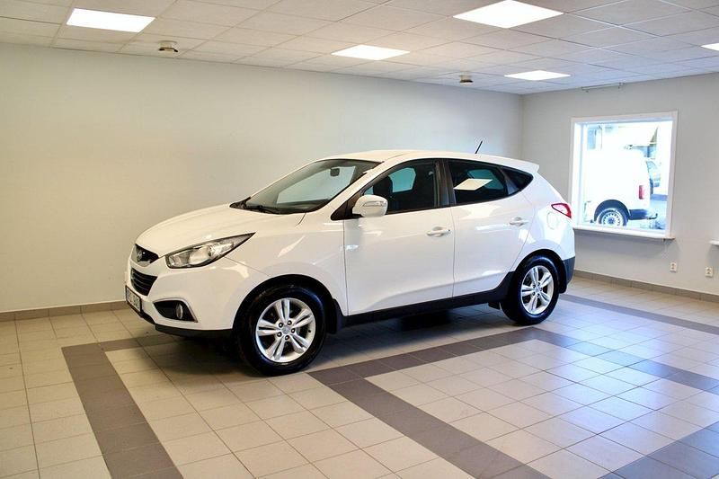 Vit Begagnad 2012 Hyundai ix35 SUV | 74 900 kr (Lite dyr) - Bild 1/4