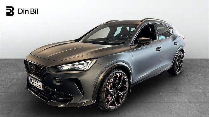 Grå Begagnad 2022 Cupra Formentor VZ SUV | 479 900 kr (Lite dyr) - Bild 1/4