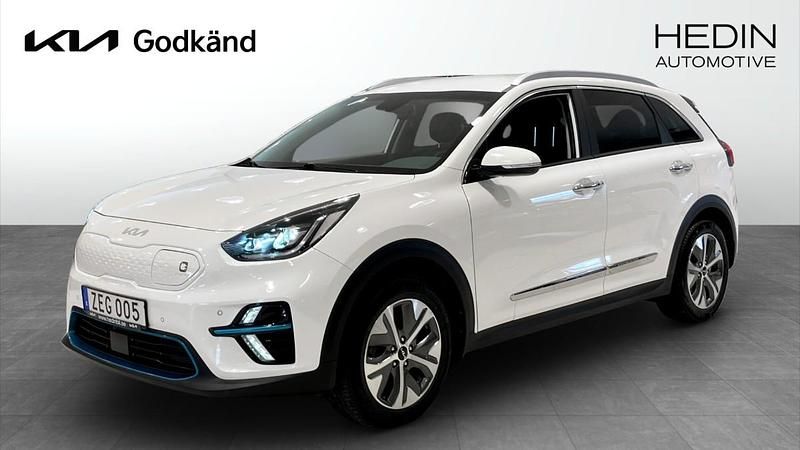 Vit (white) Begagnad 2022 Kia e-Niro Advance SUV | 289 900 kr (Lite dyr) - Bild 1/4