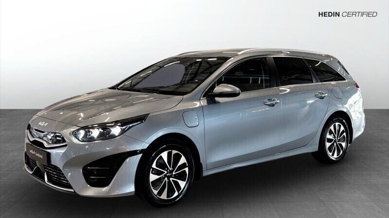 Grå (grey) Begagnad 2024 Kia Ceed Sportswagon Advance Kombi | 319 900 kr (Dyr) - Bild 1/4